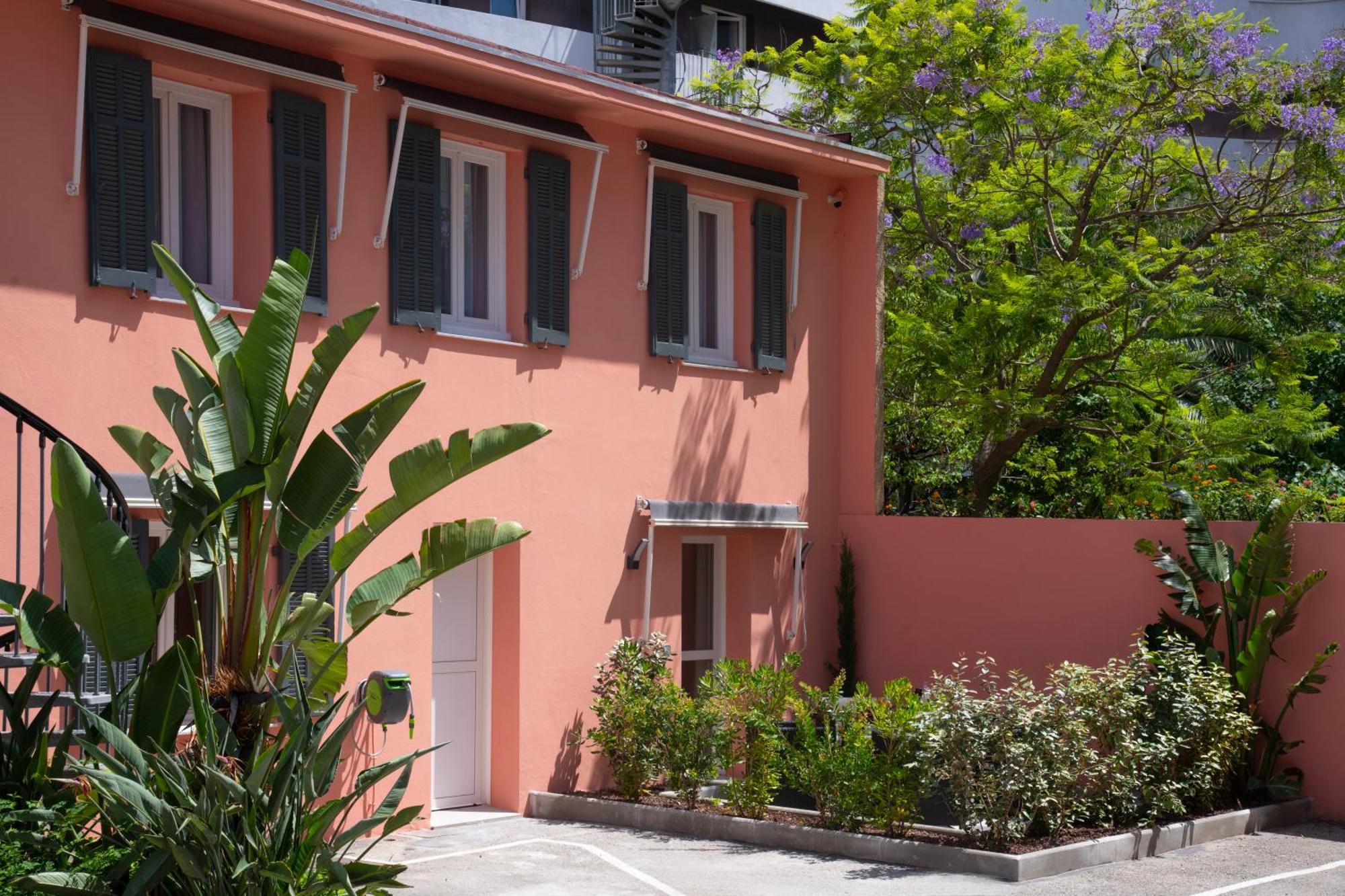 Appartements French Riviera Confidential Centre Ville Juan Les Pins Proche Des Plages Номер фото